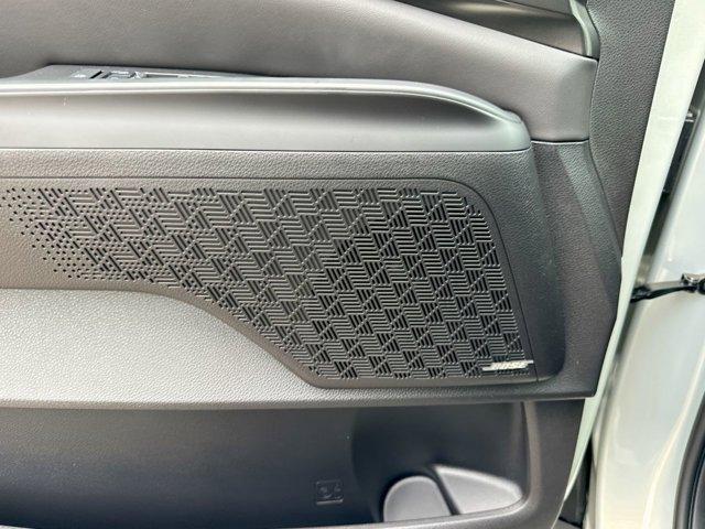 new 2025 Kia Carnival car, priced at $48,602