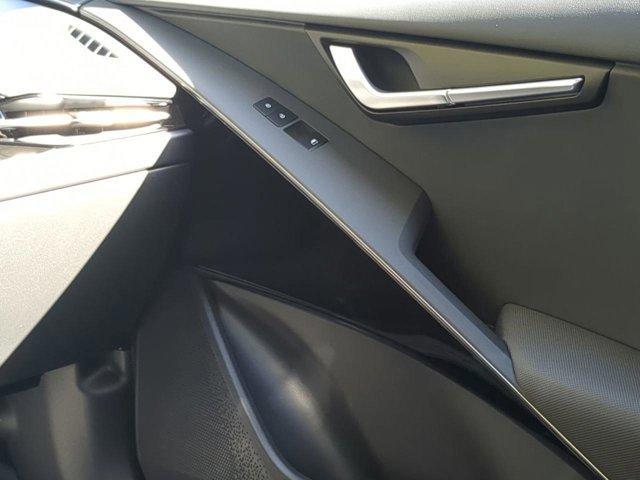 new 2025 Kia Niro car, priced at $29,146