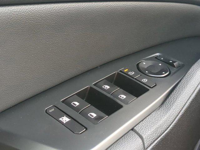 new 2026 Kia Sportage car, priced at $33,122