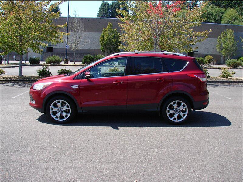 used 2015 Ford Escape car, priced at $11,989