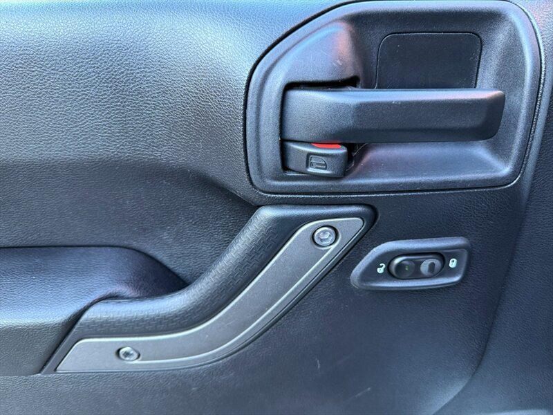 used 2015 Jeep Wrangler Unlimited car, priced at $20,988