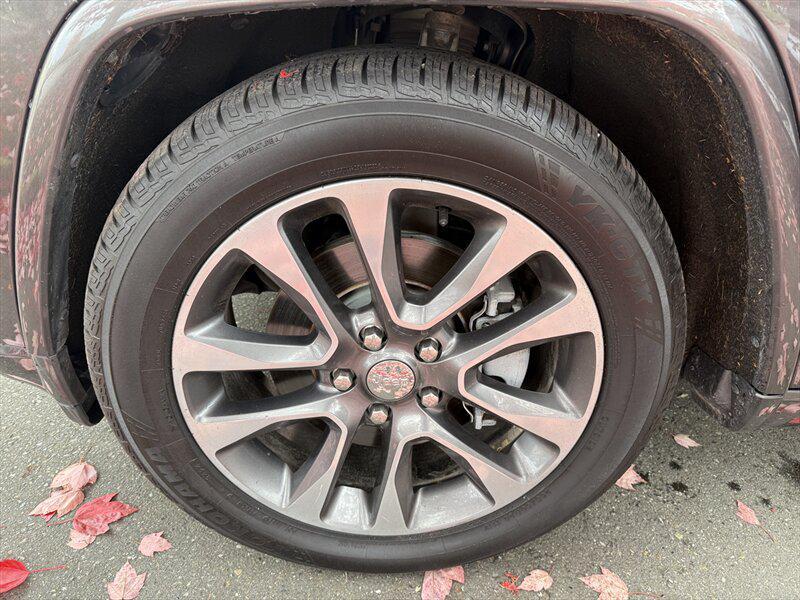 used 2018 Jeep Grand Cherokee car, priced at $17,997