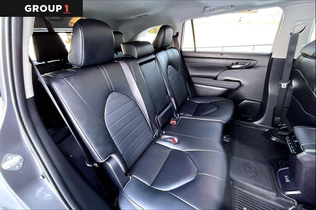 used 2023 Toyota Highlander car, priced at $36,591