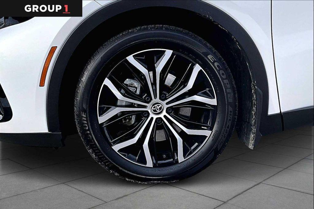 used 2025 Toyota Crown car, priced at $34,881