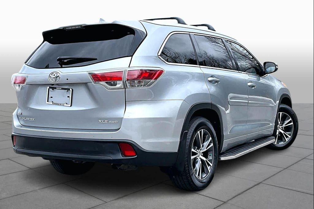 used 2016 Toyota Highlander car, priced at $15,991