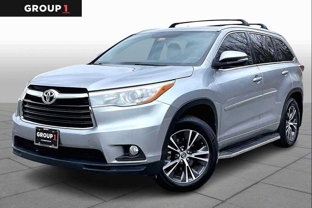 used 2016 Toyota Highlander car, priced at $15,991