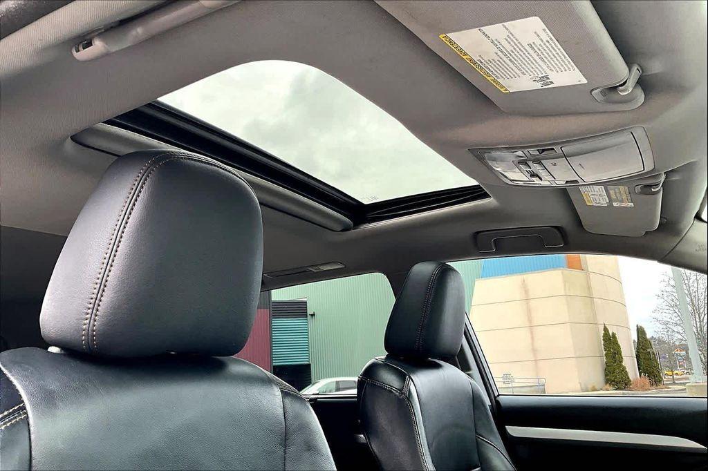 used 2016 Toyota Highlander car, priced at $15,991