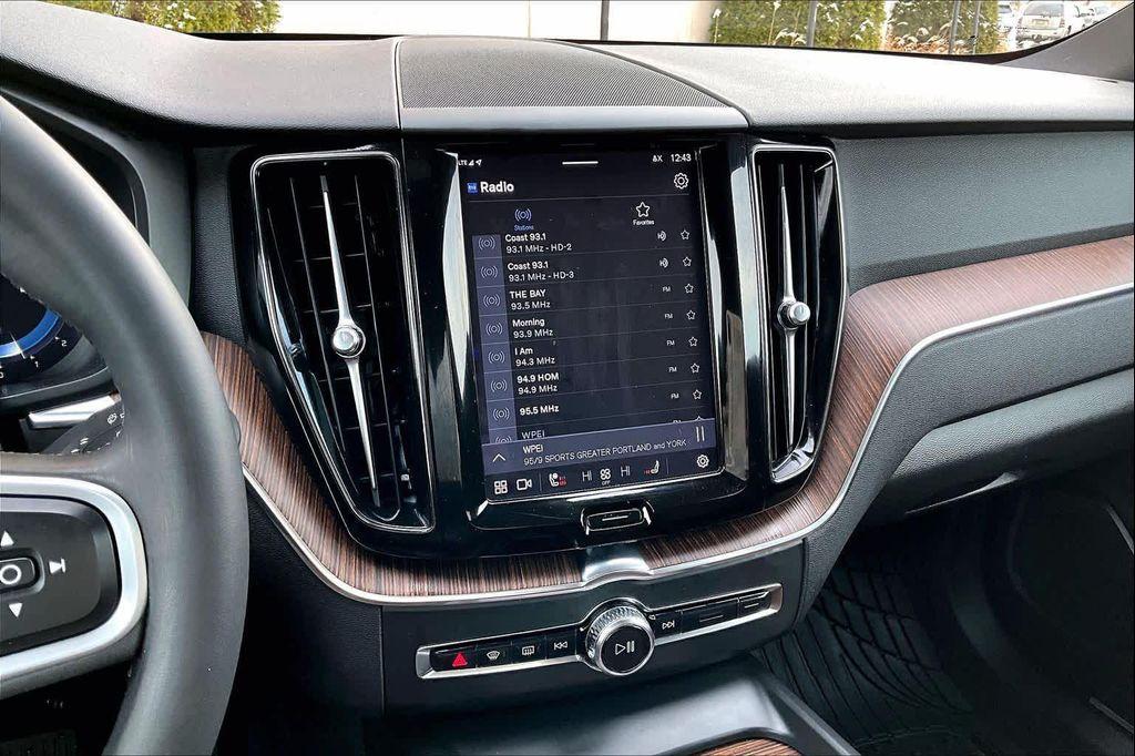 used 2022 Volvo XC60 car, priced at $29,991