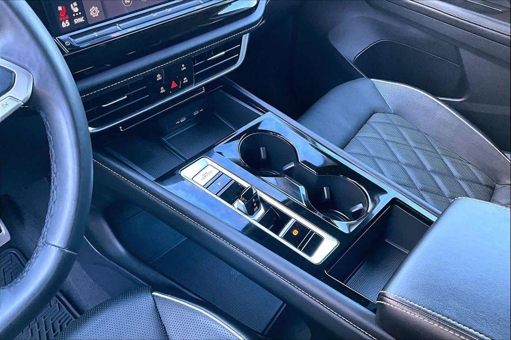 used 2024 Volkswagen Atlas car, priced at $39,691