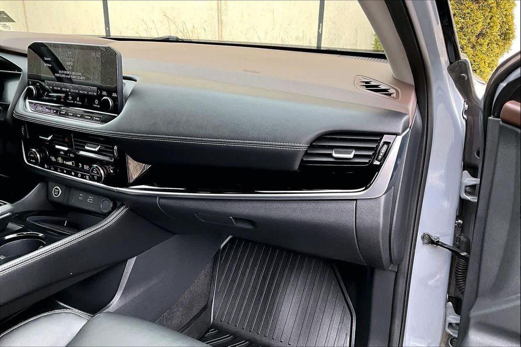 used 2022 Nissan Rogue car, priced at $21,991