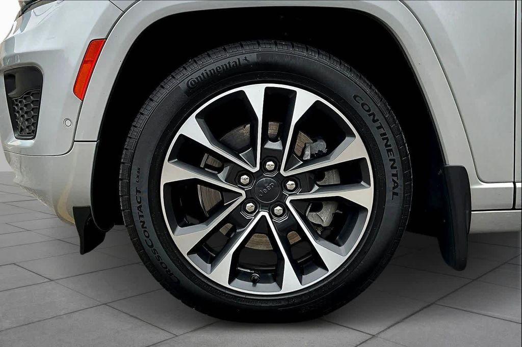 used 2021 Jeep Grand Cherokee L car, priced at $26,892