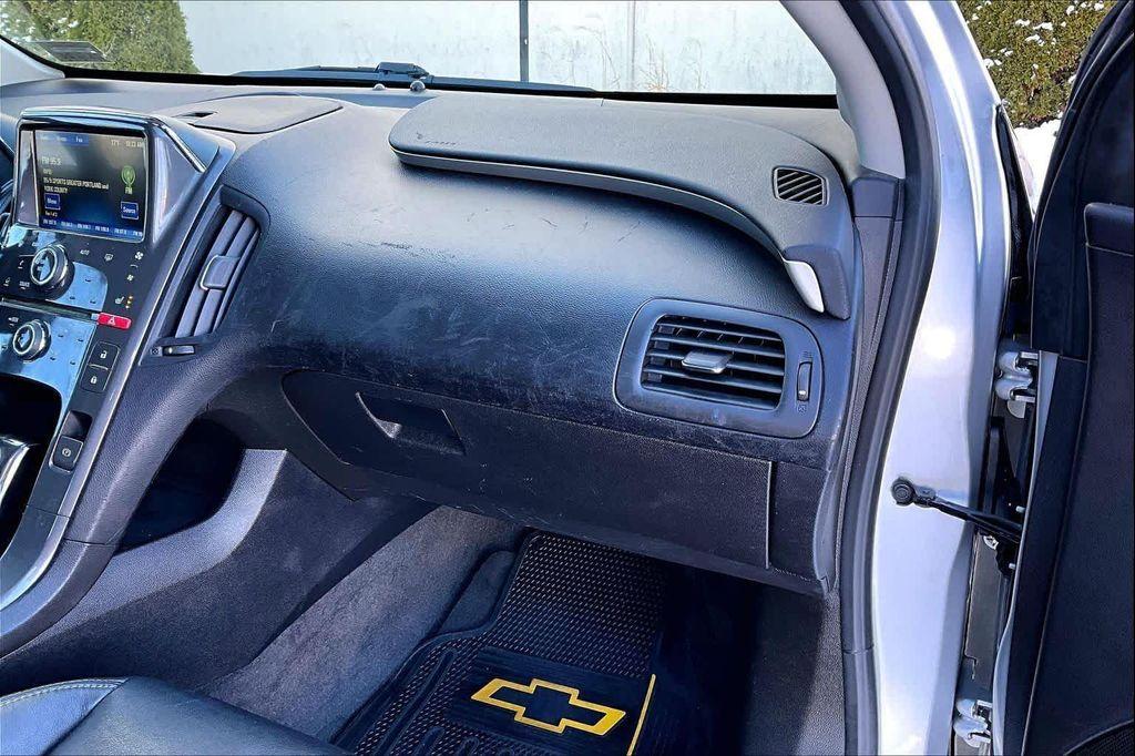 used 2015 Chevrolet Volt car, priced at $10,991