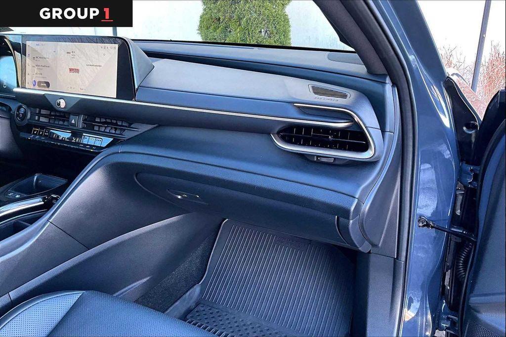 used 2025 Toyota Crown car, priced at $45,600