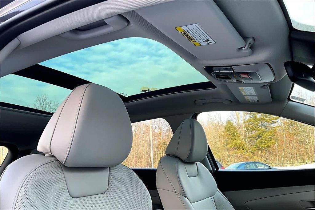 used 2025 Hyundai TUCSON Hybrid car, priced at $29,991