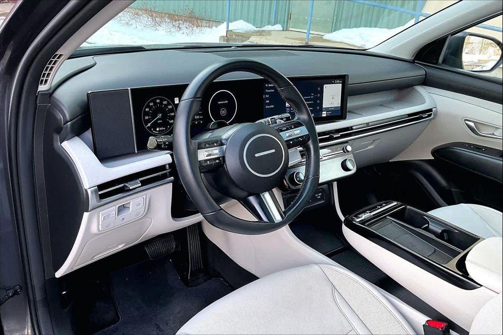 used 2025 Hyundai TUCSON Hybrid car, priced at $29,991