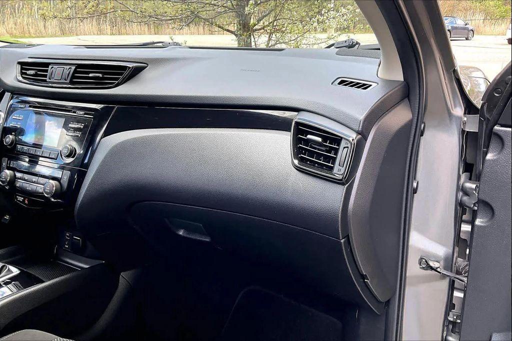 used 2018 Nissan Rogue Sport car, priced at $13,006