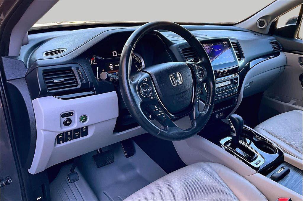 used 2019 Honda Ridgeline car, priced at $23,086