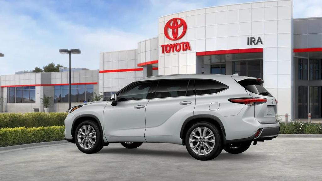 new 2026 Toyota Highlander Hybrid car, priced at $56,092