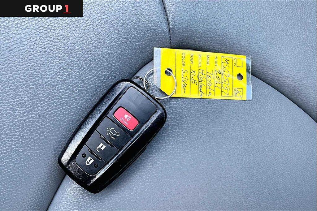 used 2021 Toyota Highlander Hybrid car, priced at $34,491
