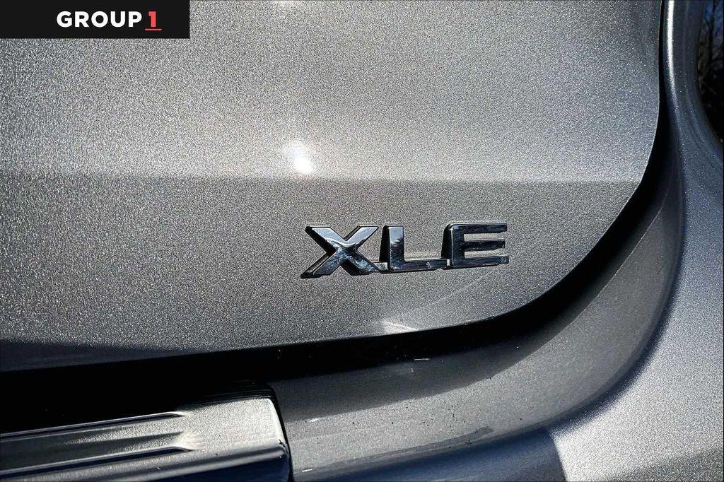 used 2021 Toyota Highlander Hybrid car, priced at $34,491