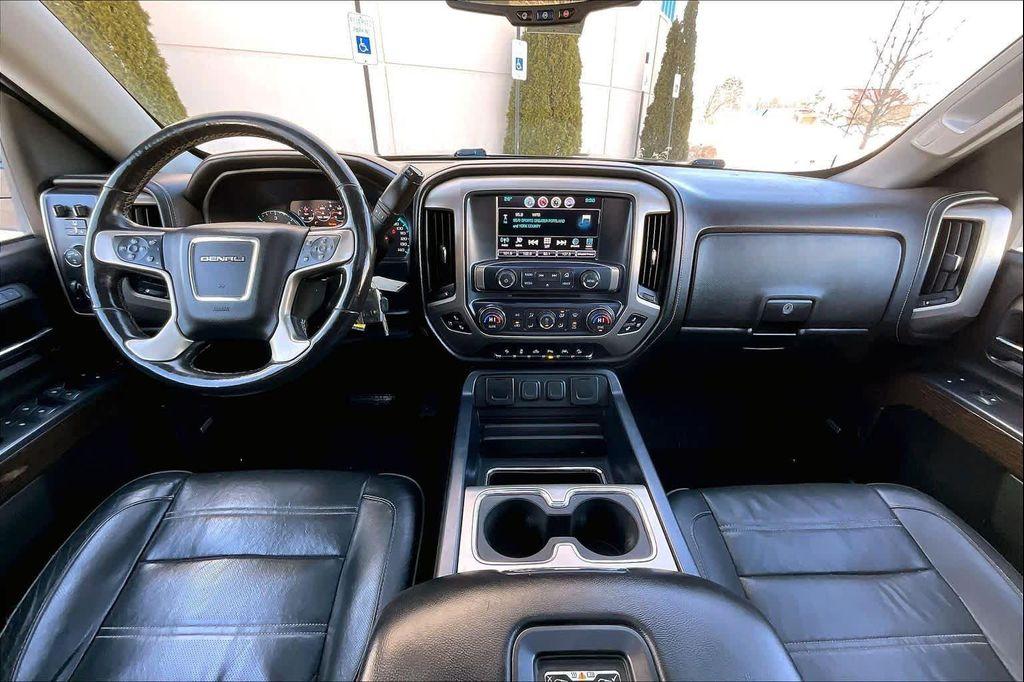 used 2017 GMC Sierra 1500 car, priced at $26,881