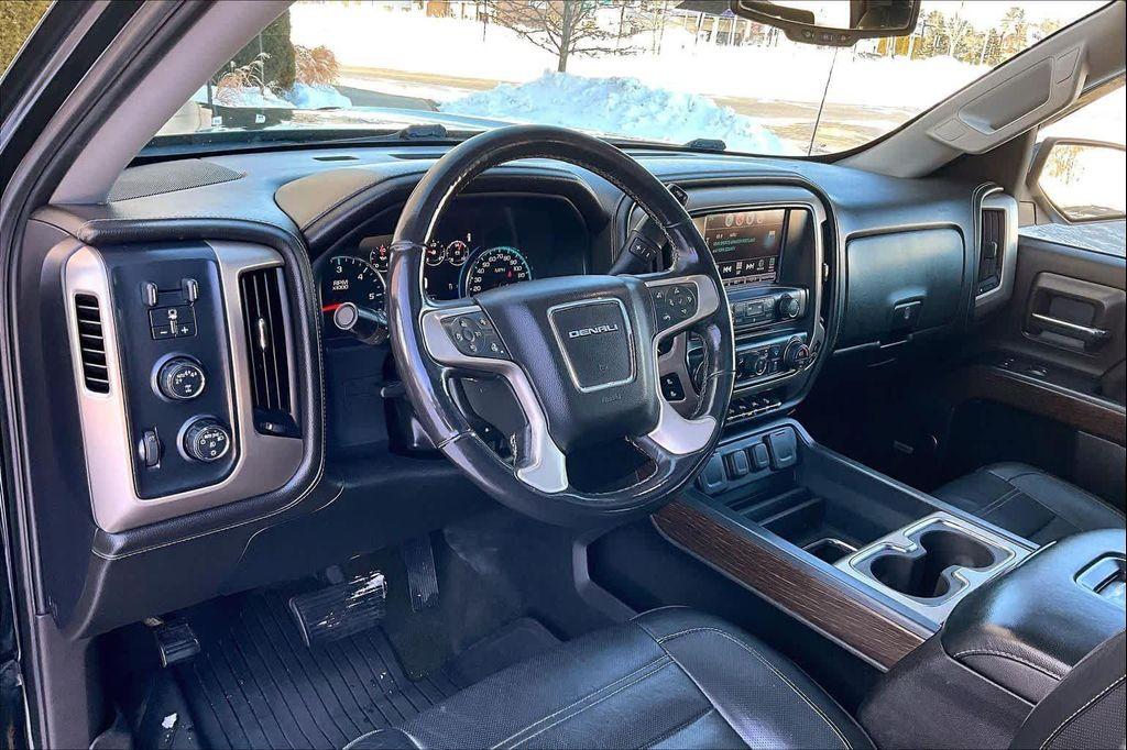 used 2017 GMC Sierra 1500 car, priced at $26,881