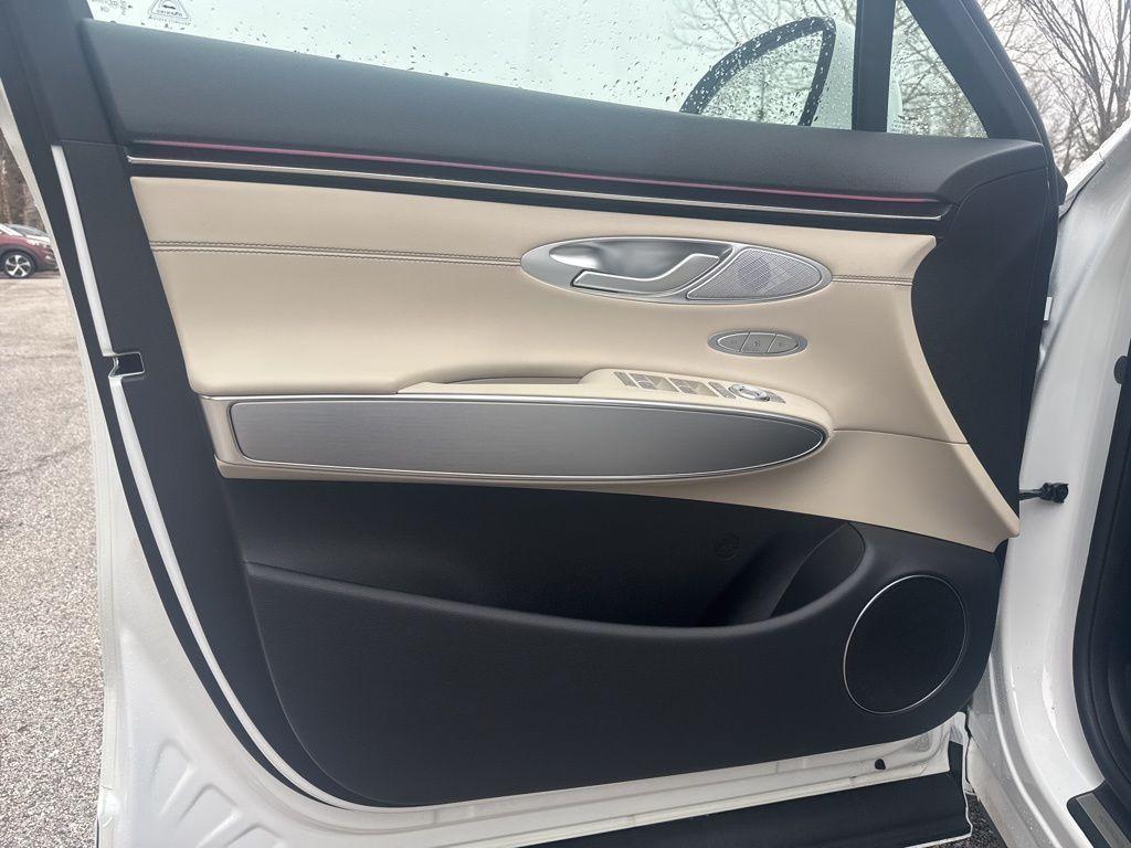 new 2026 Genesis GV70 car, priced at $54,665