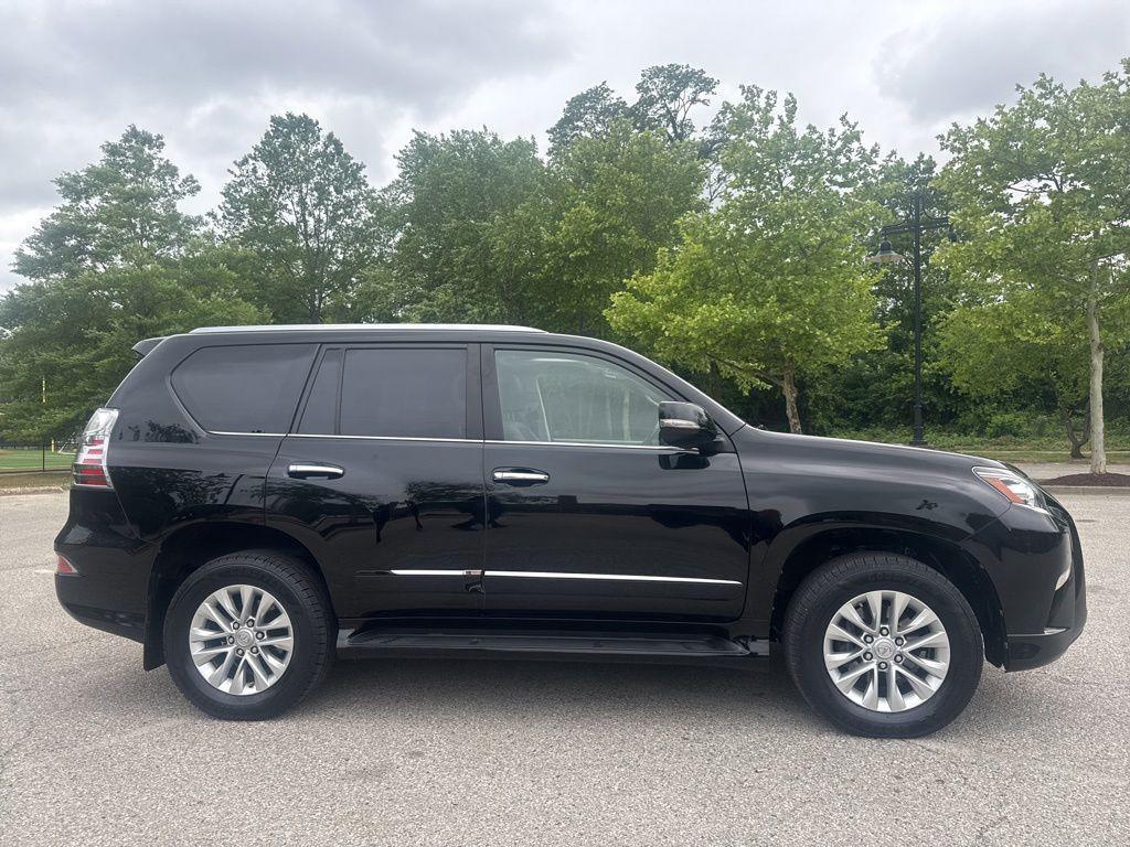used 2019 Lexus GX 460 car, priced at $30,674
