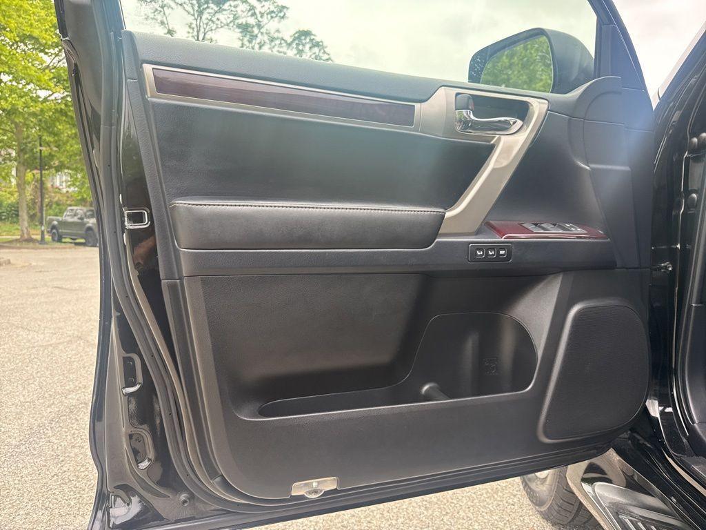 used 2019 Lexus GX 460 car, priced at $30,674