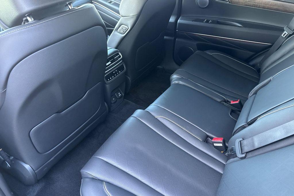 new 2026 Genesis GV80 car, priced at $78,215