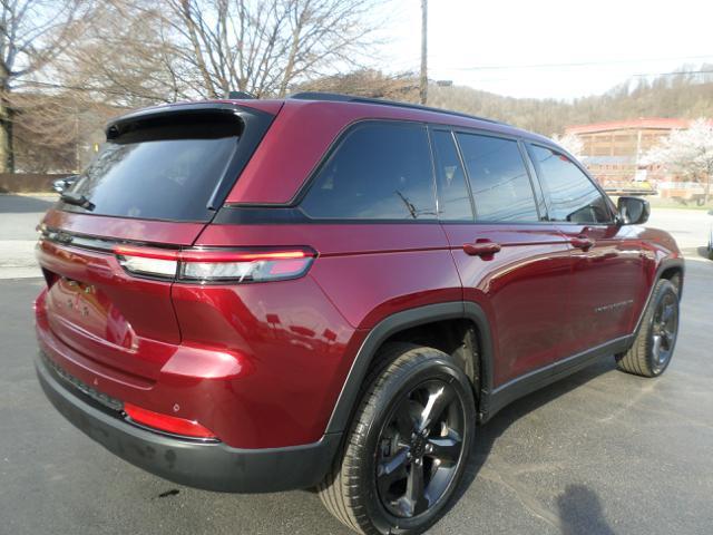 used 2023 Jeep Grand Cherokee car, priced at $33,995