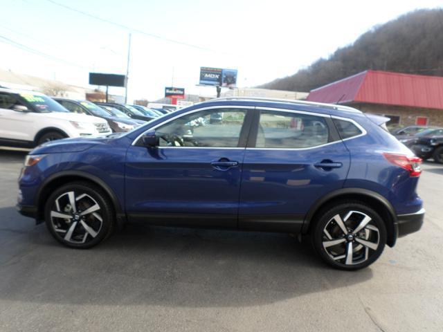 used 2022 Nissan Rogue Sport car, priced at $24,995