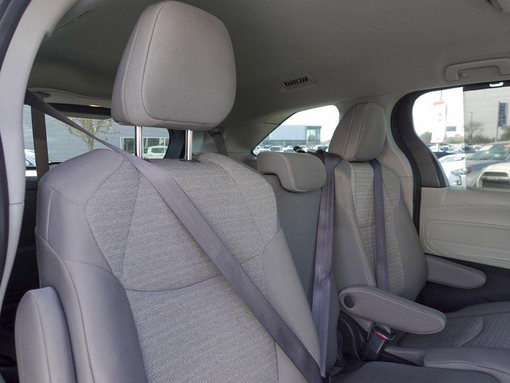 used 2024 Toyota Sienna car, priced at $35,986