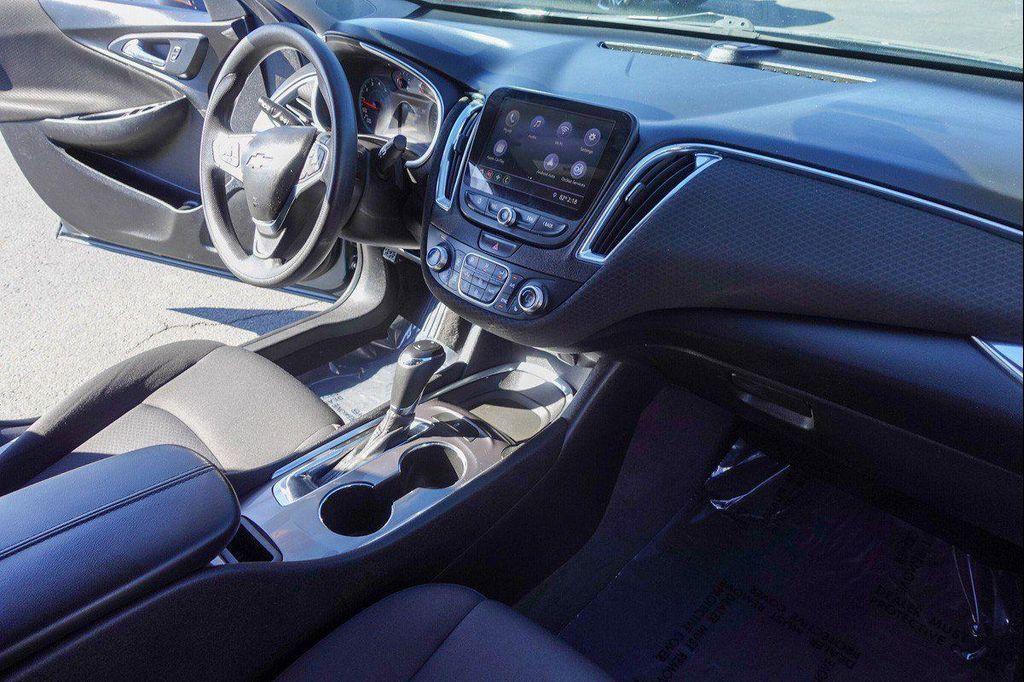 used 2019 Chevrolet Malibu car, priced at $9,986