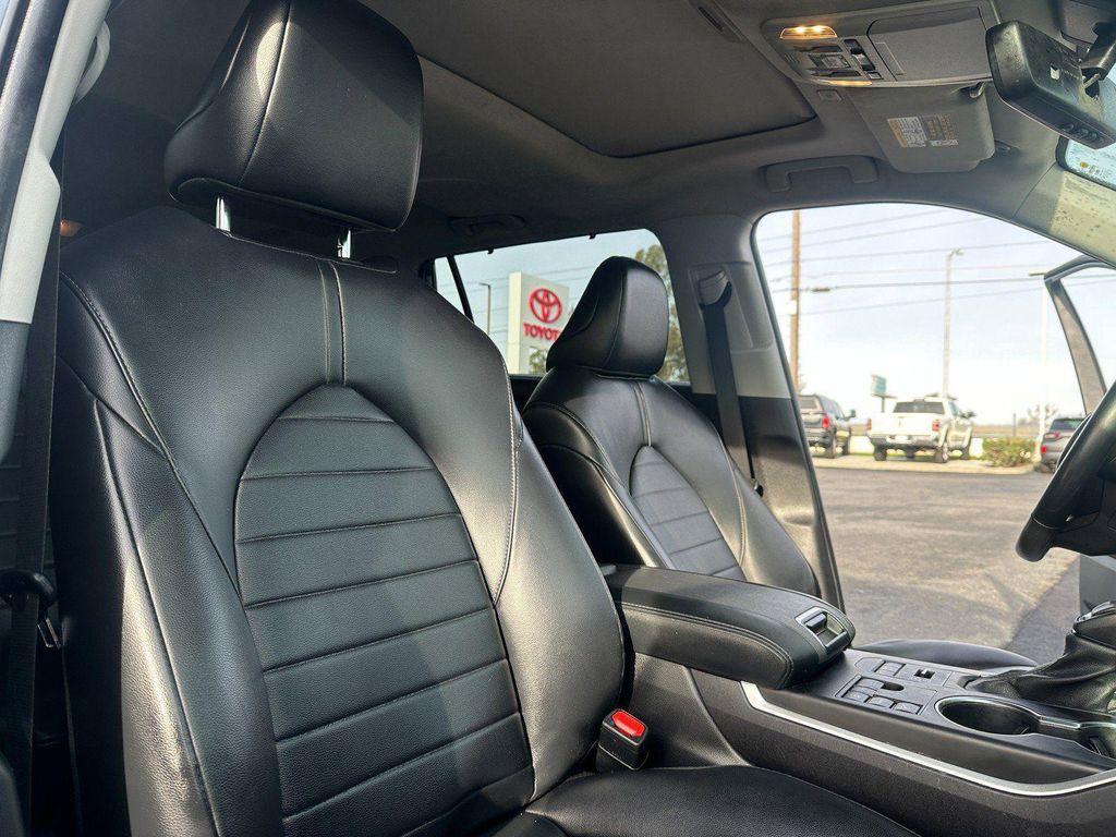 used 2023 Toyota Highlander car, priced at $34,986
