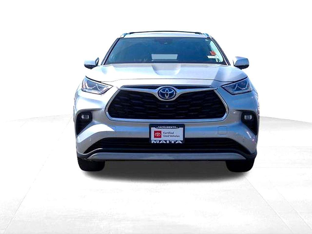used 2021 Toyota Highlander Hybrid car, priced at $38,986