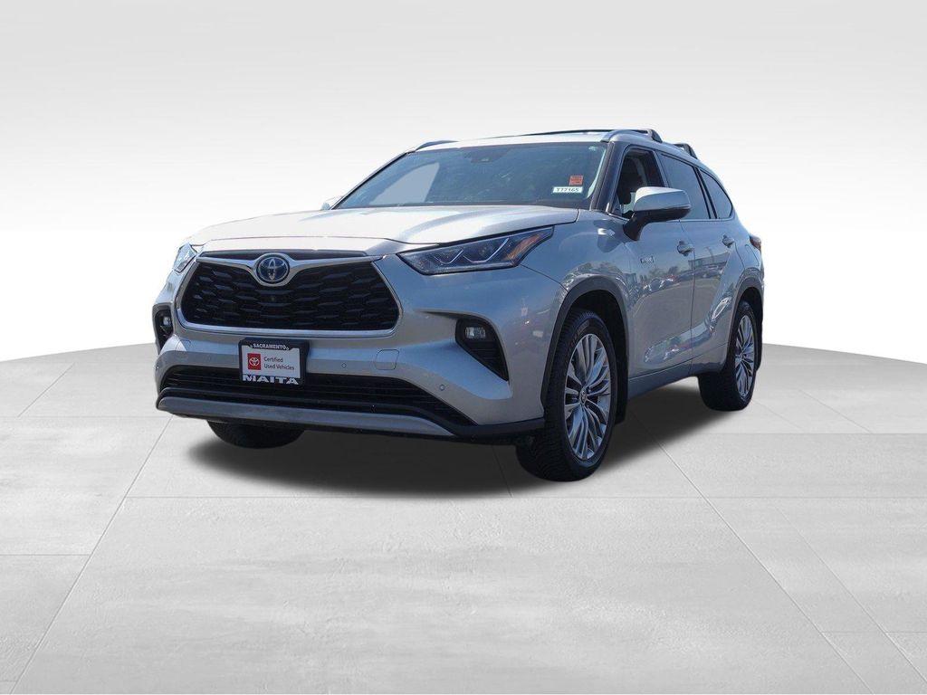 used 2021 Toyota Highlander Hybrid car, priced at $38,986