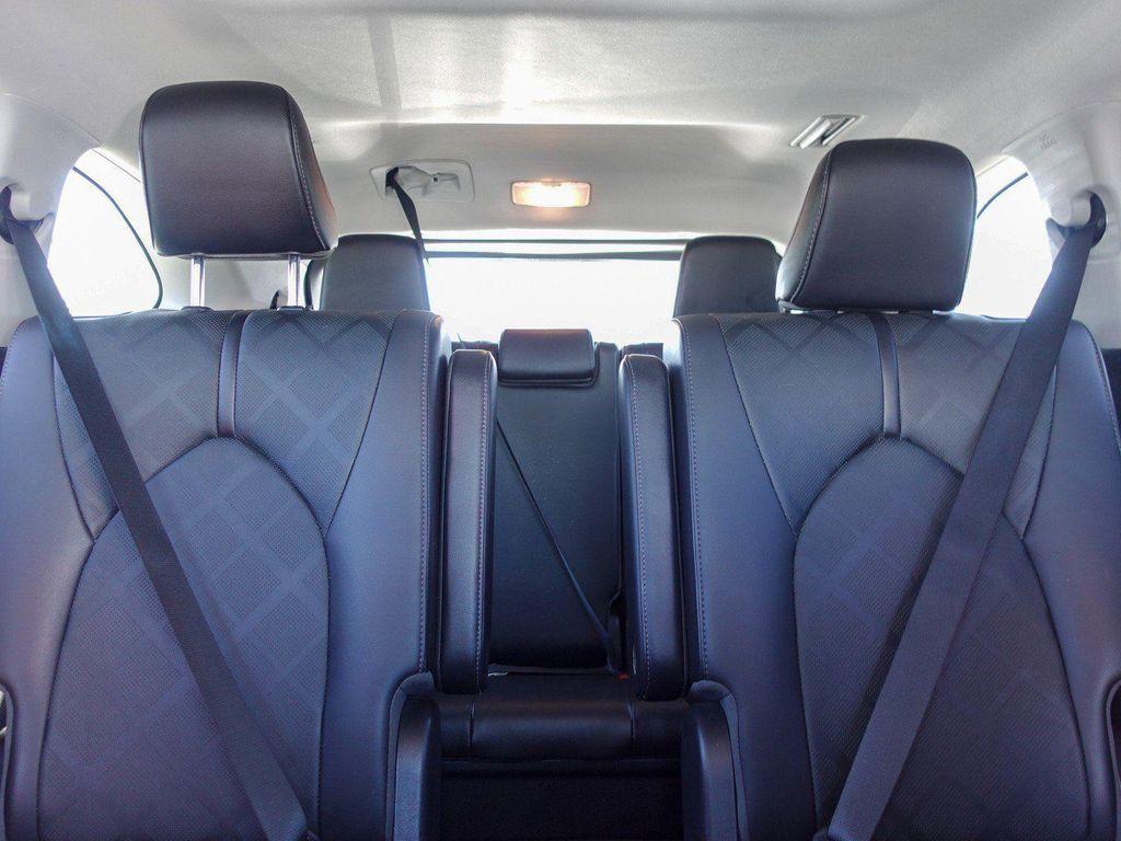 used 2021 Toyota Highlander Hybrid car, priced at $38,986