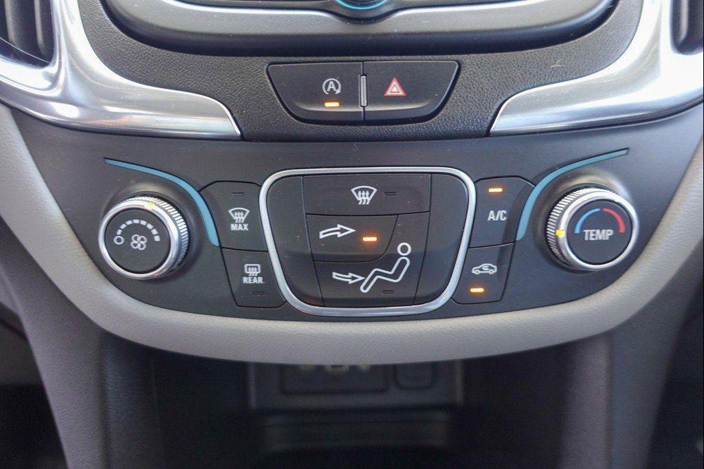 used 2022 Chevrolet Equinox car, priced at $14,988