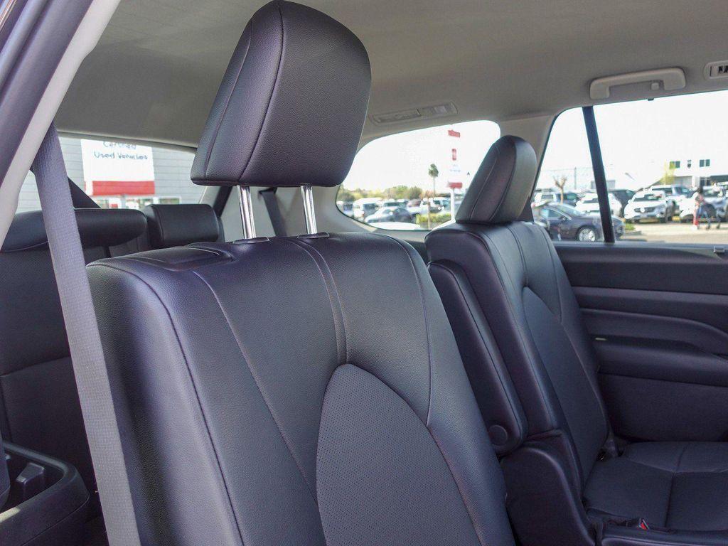 used 2025 Toyota Grand Highlander car, priced at $45,486