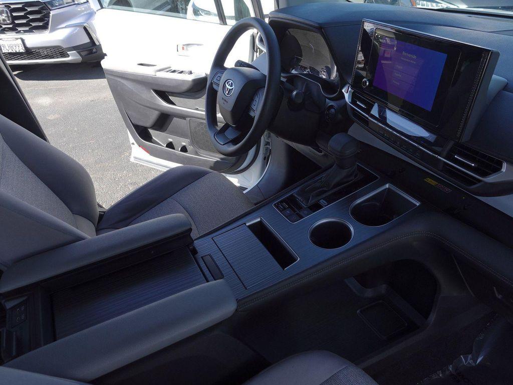 used 2025 Toyota Sienna car, priced at $39,486