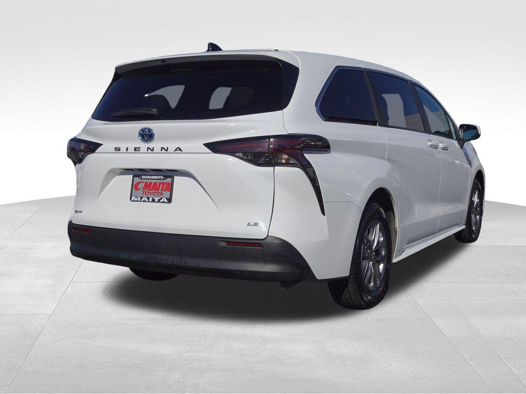 used 2025 Toyota Sienna car, priced at $39,486
