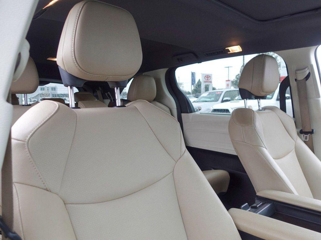 used 2024 Toyota Sienna car, priced at $38,786