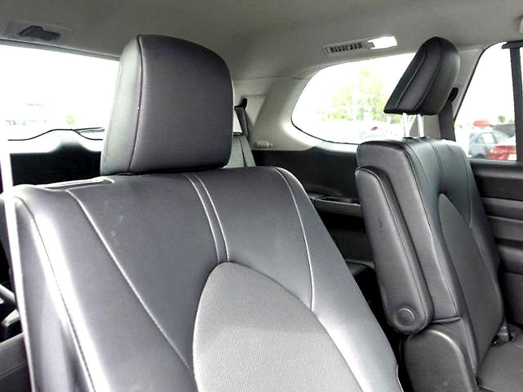 used 2025 Toyota Grand Highlander car, priced at $45,071