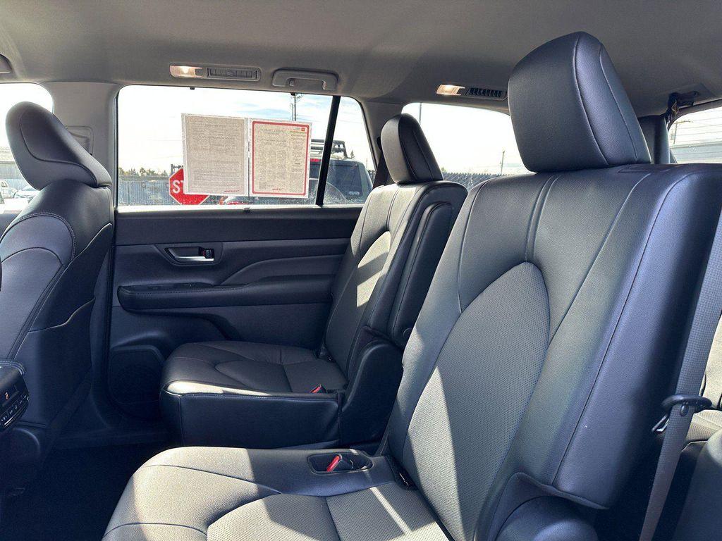 used 2025 Toyota Grand Highlander car, priced at $45,486