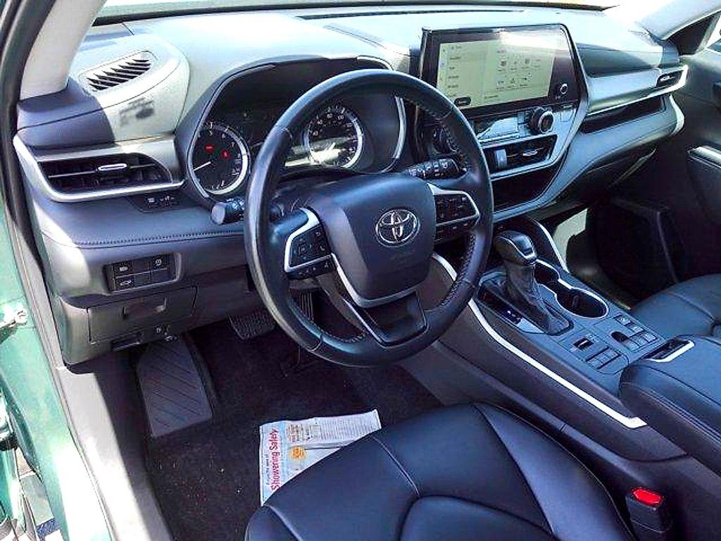 used 2024 Toyota Highlander car, priced at $36,571