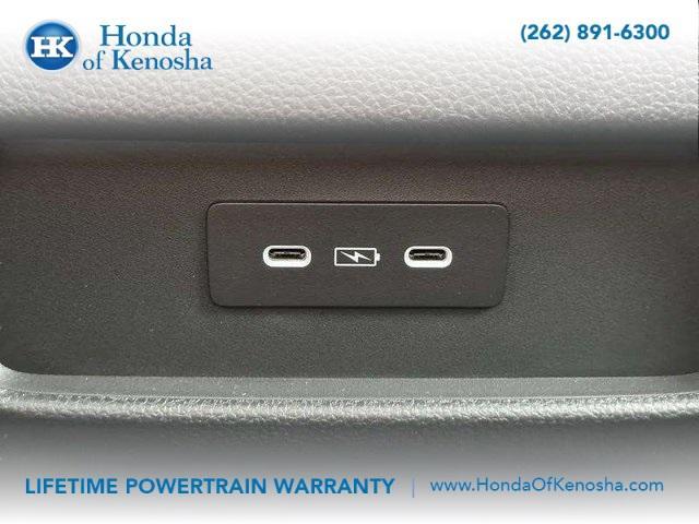 new 2025 Honda Pilot car, priced at $53,940