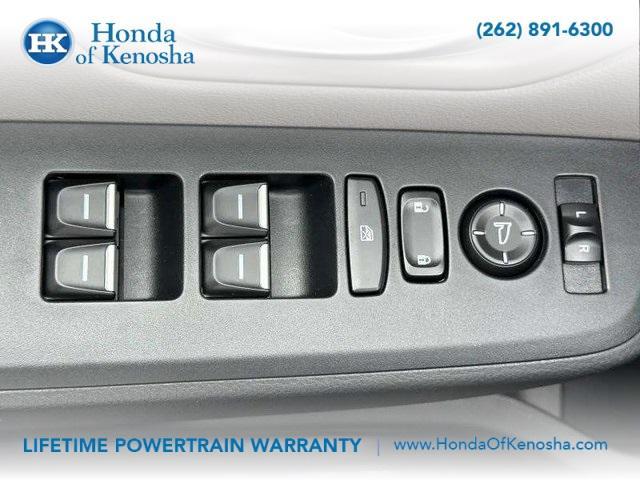 new 2025 Honda Pilot car, priced at $53,940