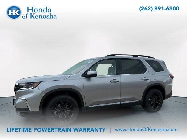 new 2025 Honda Pilot car, priced at $53,940