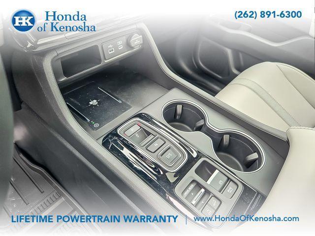 new 2025 Honda Pilot car, priced at $52,815